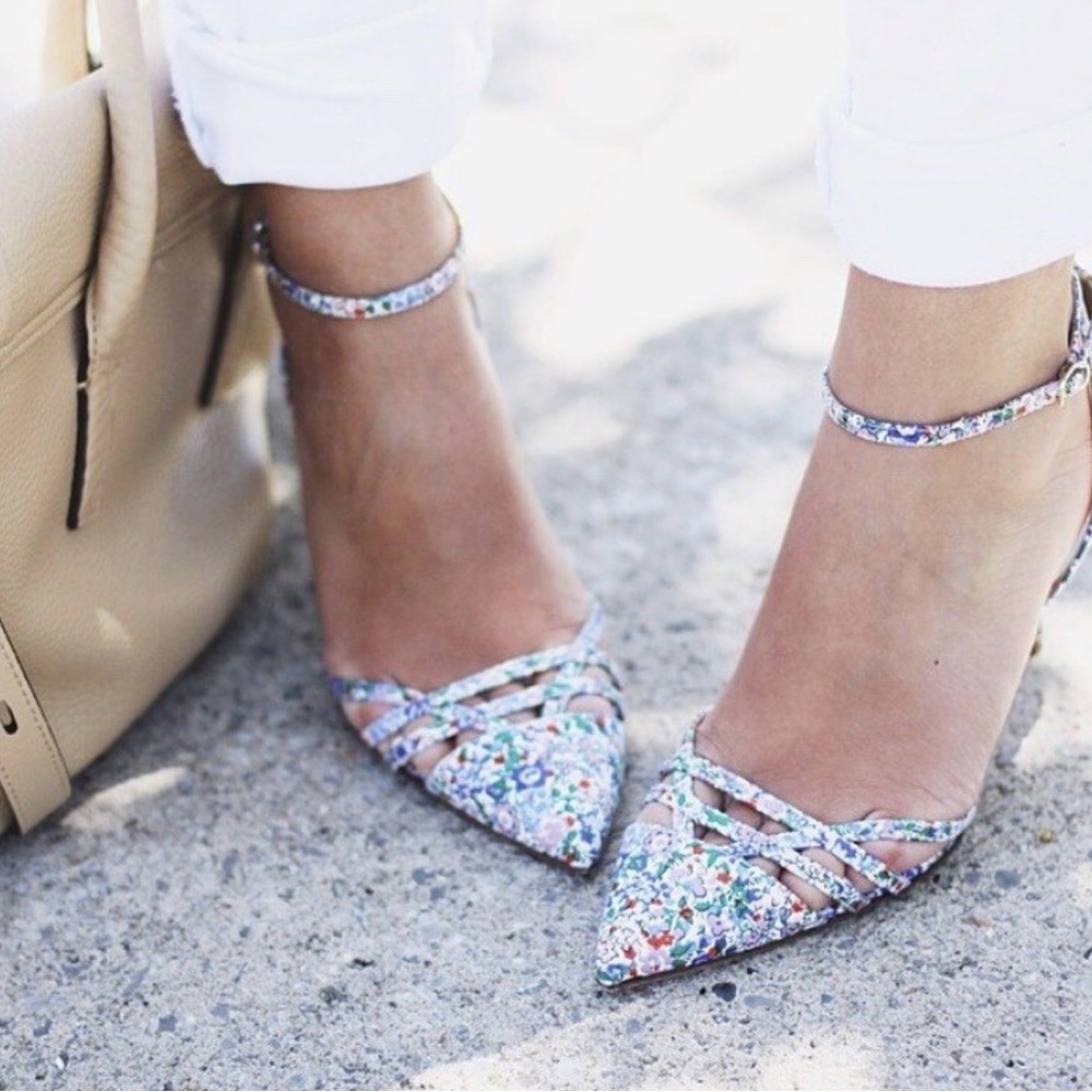 J. Crew collection Audrey Floral blue Pointed-Toe Ankle-Strap 3” Pumps - sz 9